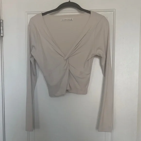 Abercrombie Twist Front Long Sleeve, cream - Picture 2 of 7